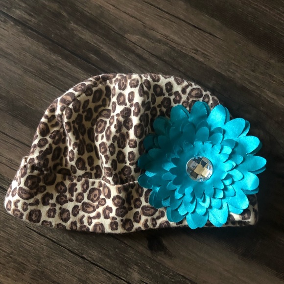 Set of 3 Infant Hats - Picture 4 of 6